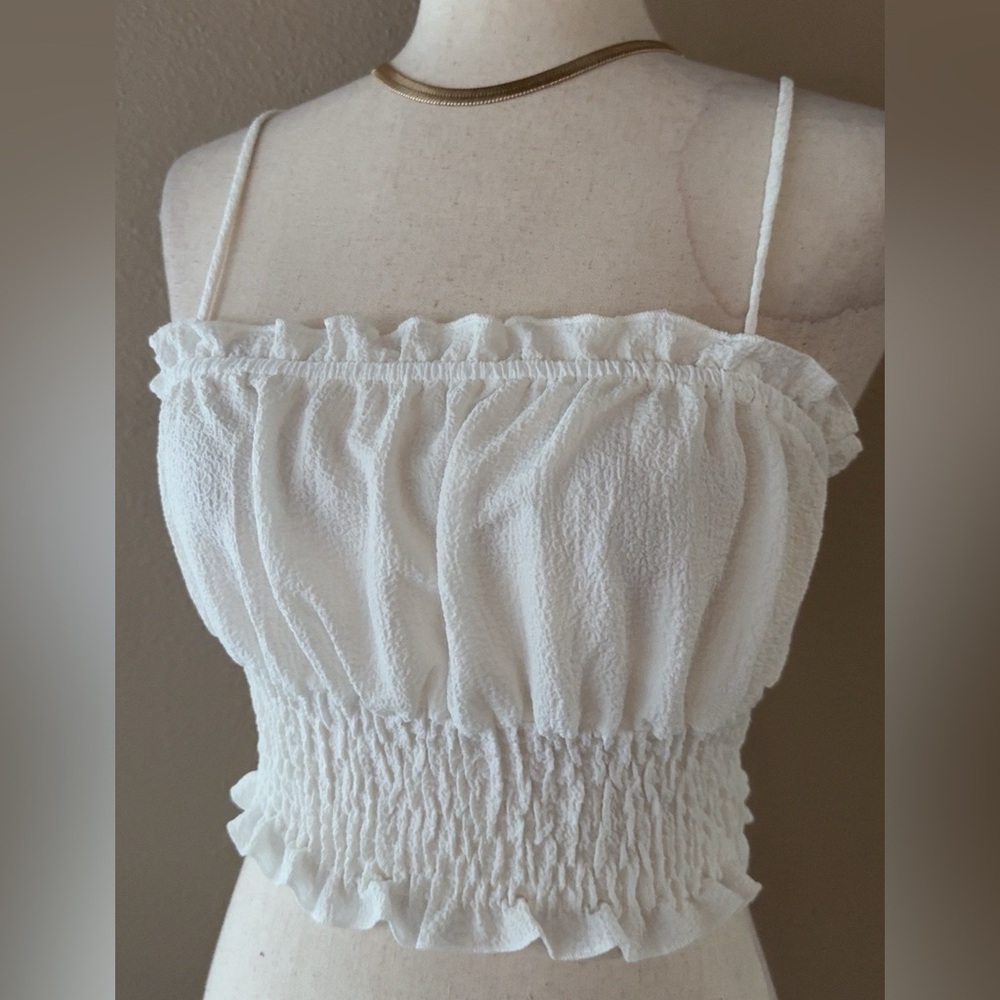 Stylish and cute Crop shirred top with adjustable straps - Picture 8 of 8